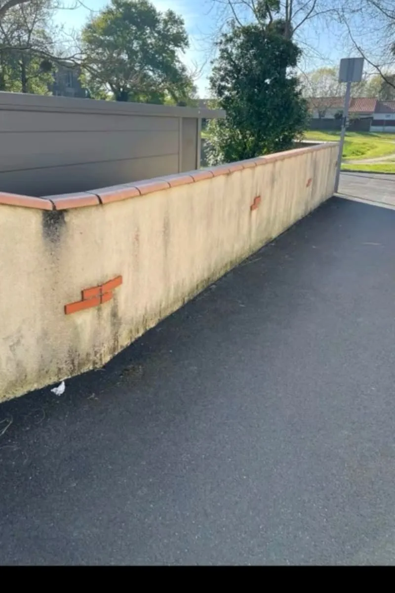 Nettoyage mur d'enceinte — Fondettes — avant