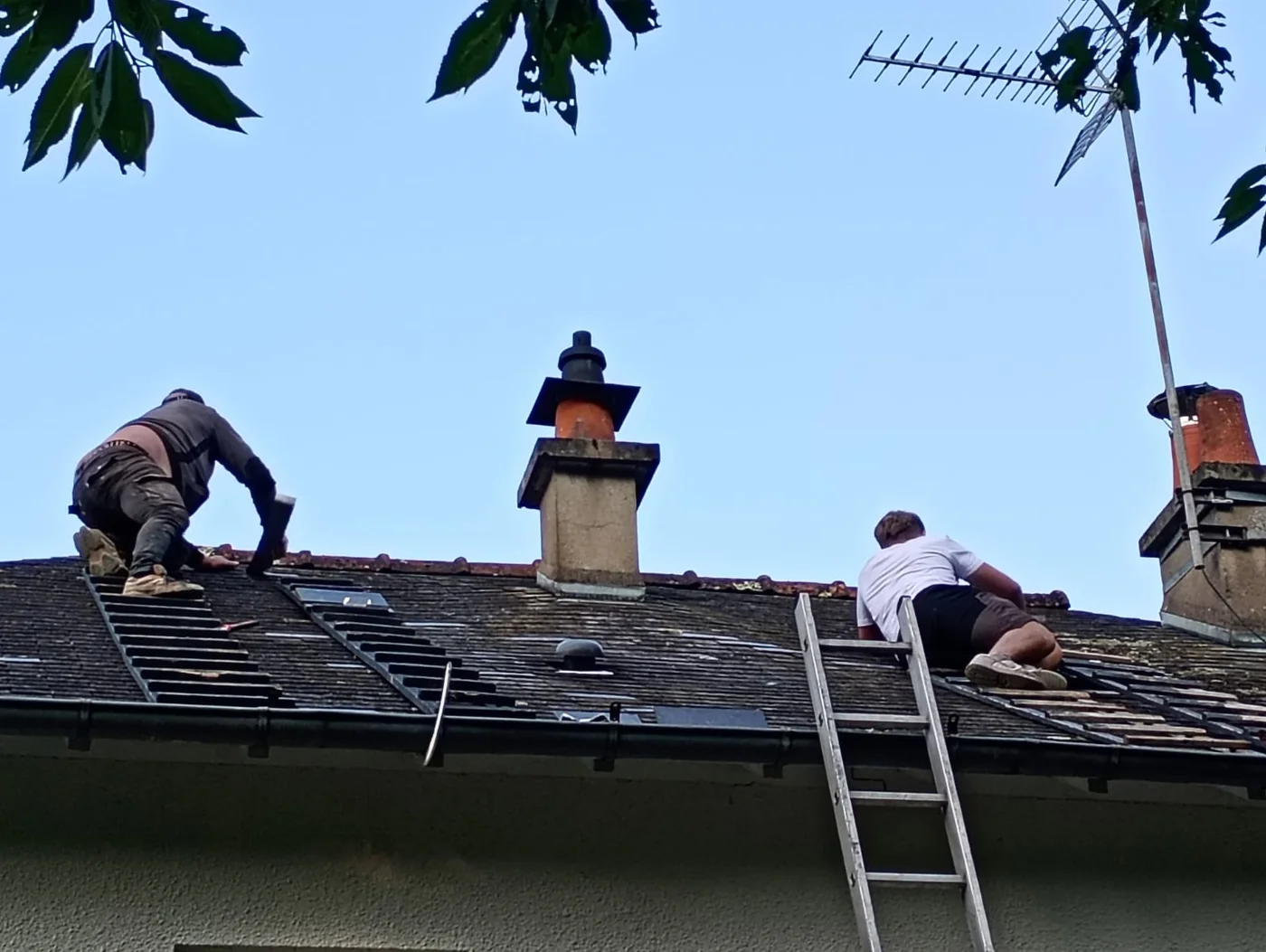 Réparation toiture en Indre-et-Loire — chantier réalisé par Artisan Rénov Toiture 37
